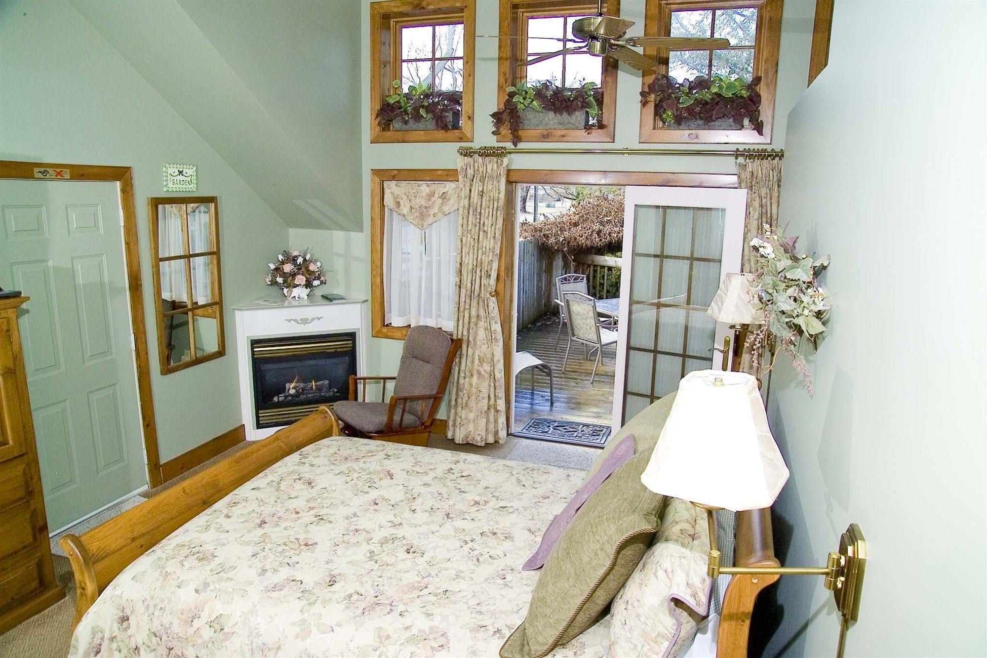 Weatherpine Inn Niagara-on-the-Lake Eksteriør bilde